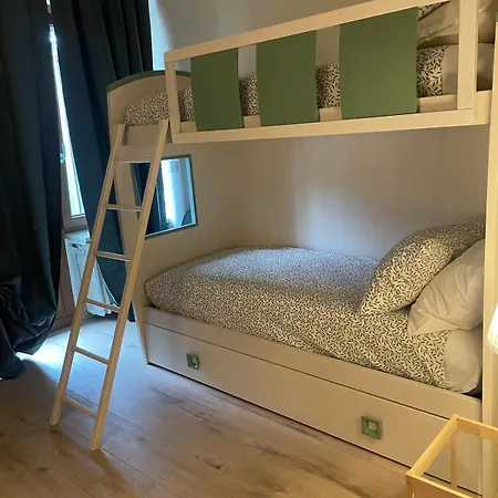 Attico Rebecca דירה *